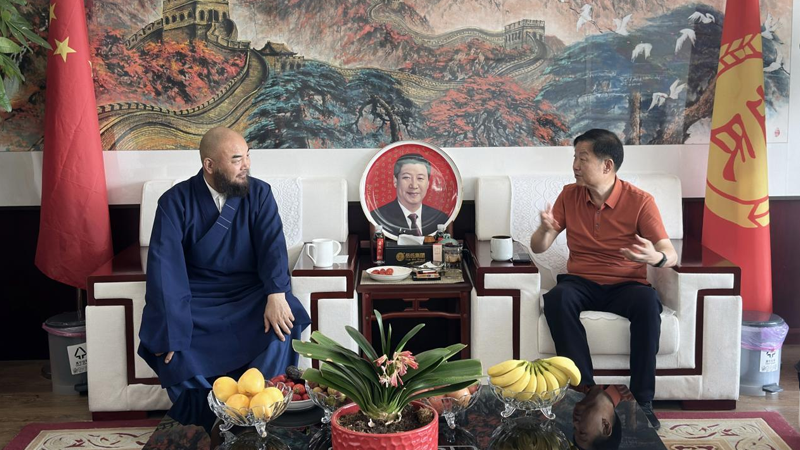 東華禪寺萬行法師到訪岳氏集團，禪文化與素食產業碰撞新“火花”