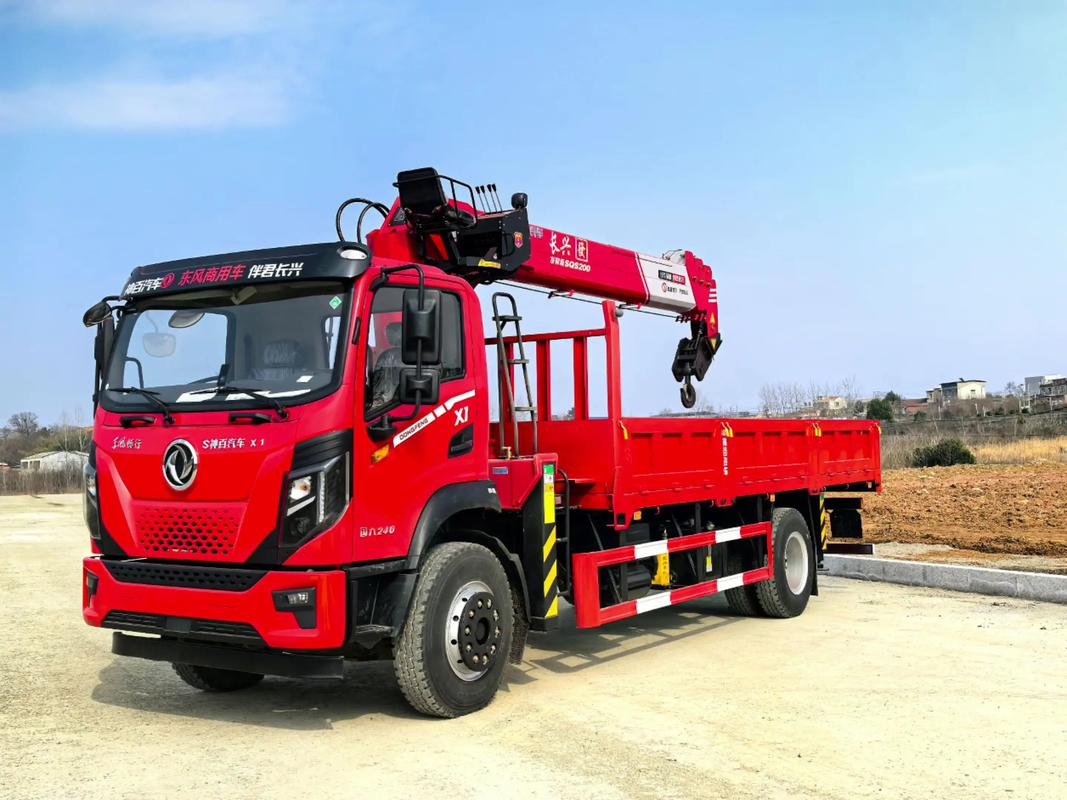 東風X1長興8噸隨車吊 高效作業(yè)新選擇，優(yōu)惠活動火熱進行中